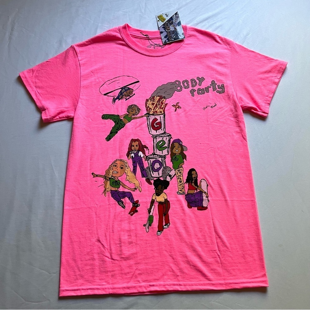 NWT GEO x Free the Streets pink graphic‎ print knit tshirt